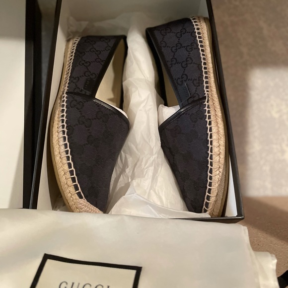 HOT SUMMER BLACK GUCCI ESPADRILLES - Picture 4 of 15